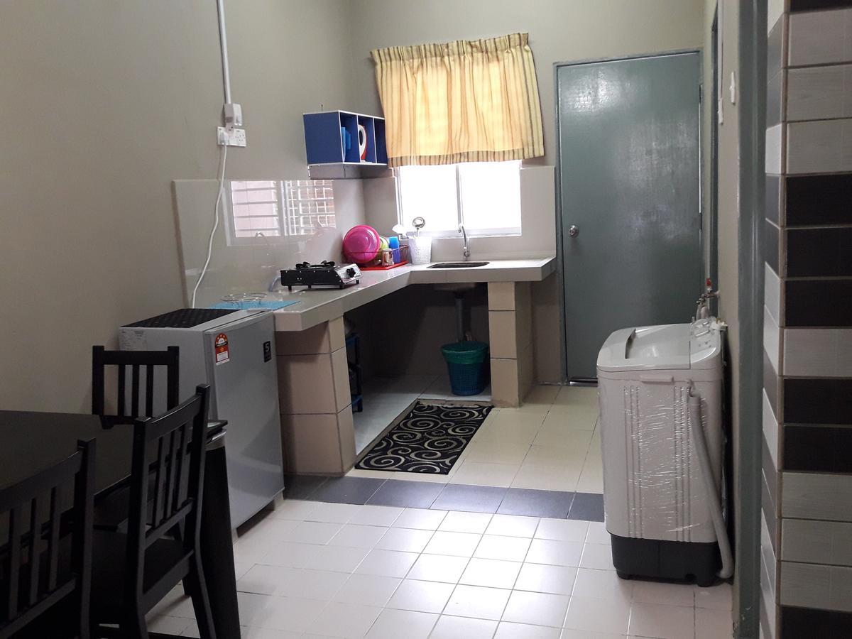 Homestay Bahau Jempol Exterior photo